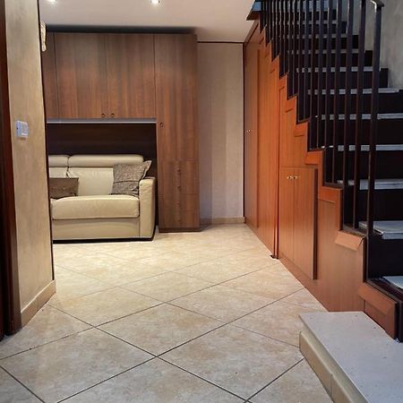 Casa Di Nonna Bertina Apartment เนเปิลส์ ภายนอก รูปภาพ
