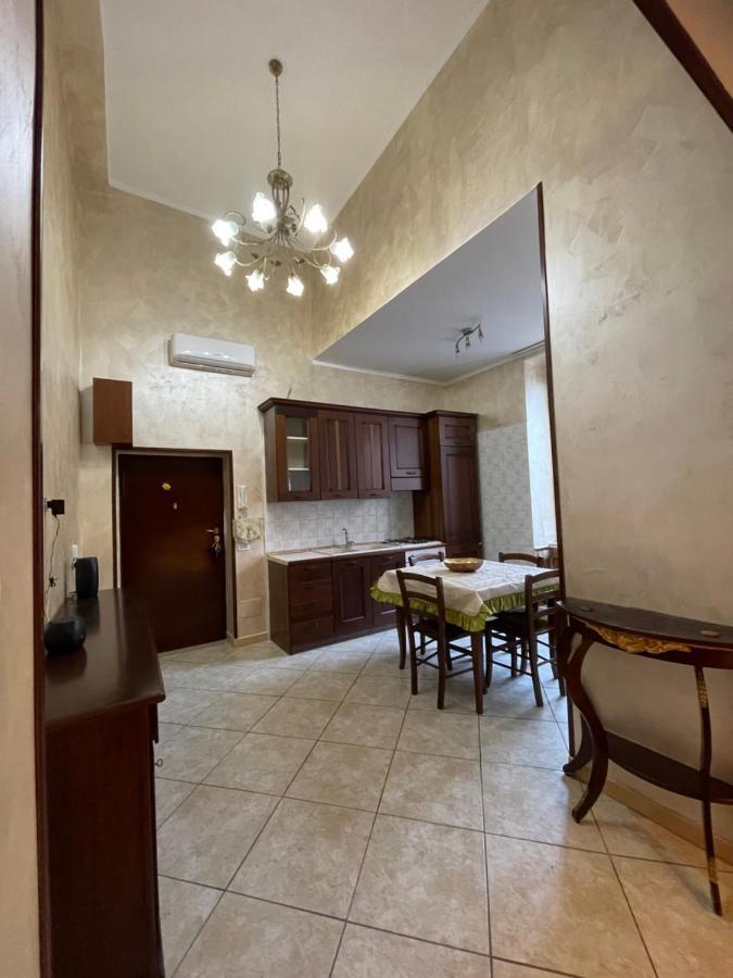Casa Di Nonna Bertina Apartment เนเปิลส์ ภายนอก รูปภาพ