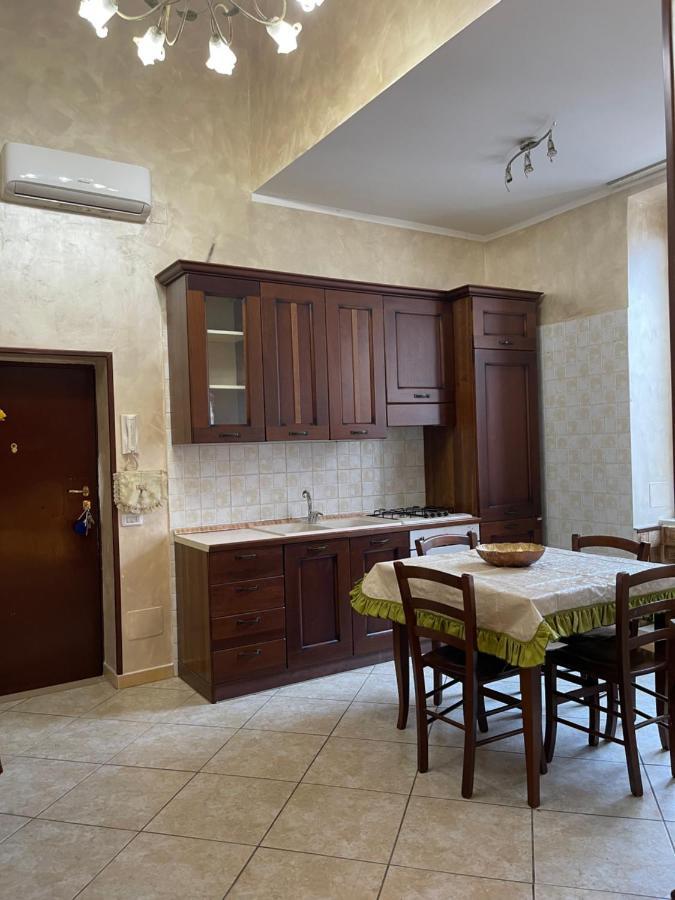 Casa Di Nonna Bertina Apartment เนเปิลส์ ภายนอก รูปภาพ