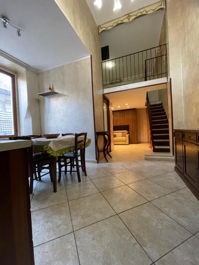 Casa Di Nonna Bertina Apartment เนเปิลส์ ภายนอก รูปภาพ